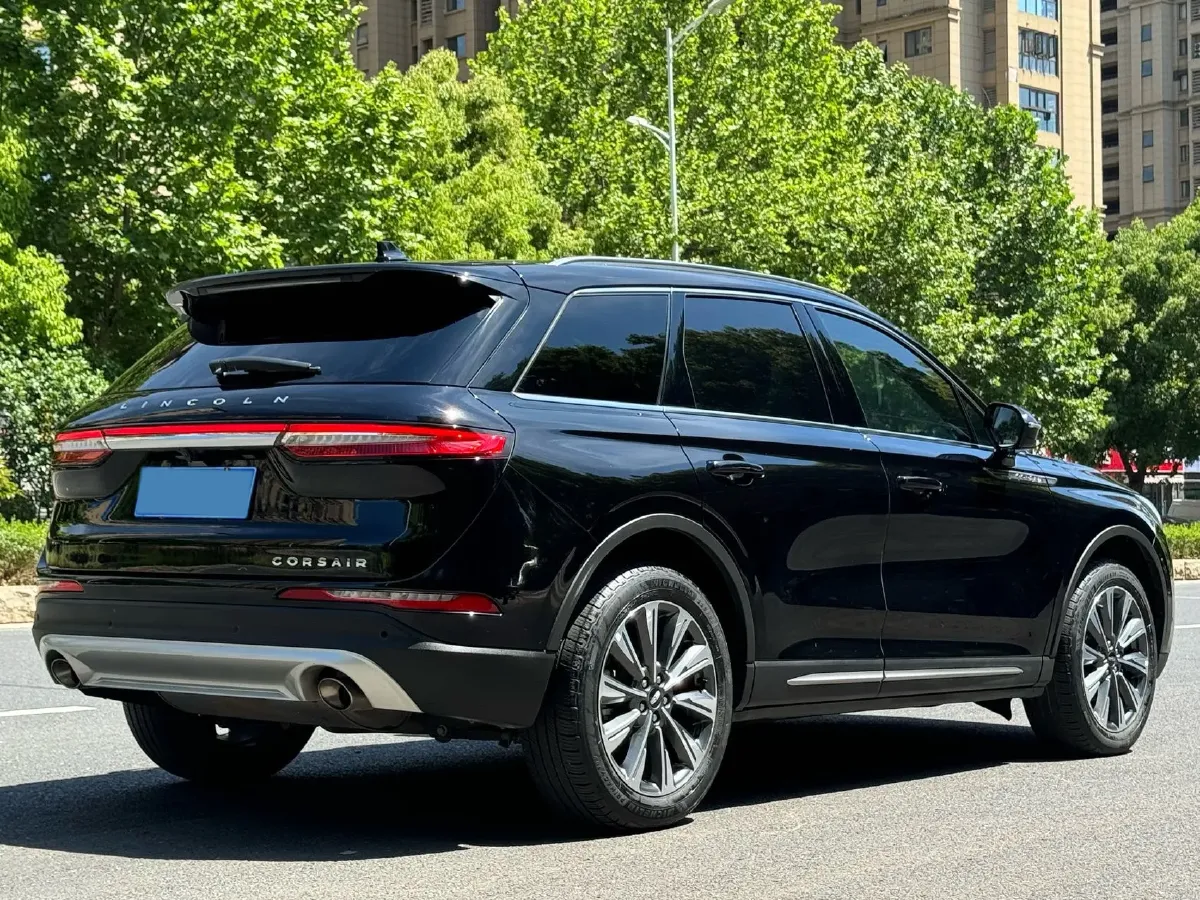 2022 Lincoln Corsair 2.0T 245HP L4 8AT,autocango,china used car exporter,china ev exporter,chinese used car exporter,chinese used ev exporter