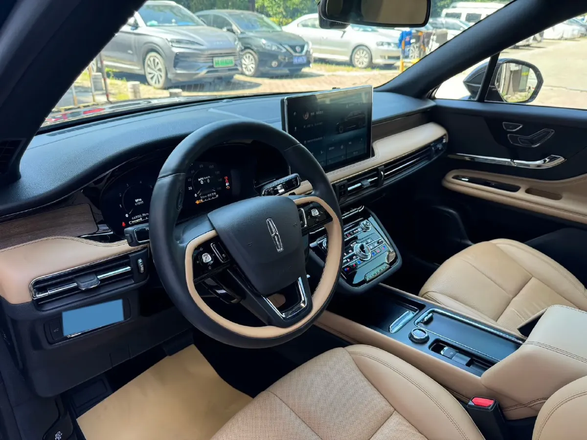 2022 Lincoln Corsair 2.0T 245HP L4 8AT,autocango,china used car exporter,china ev exporter,chinese used car exporter,chinese used ev exporter