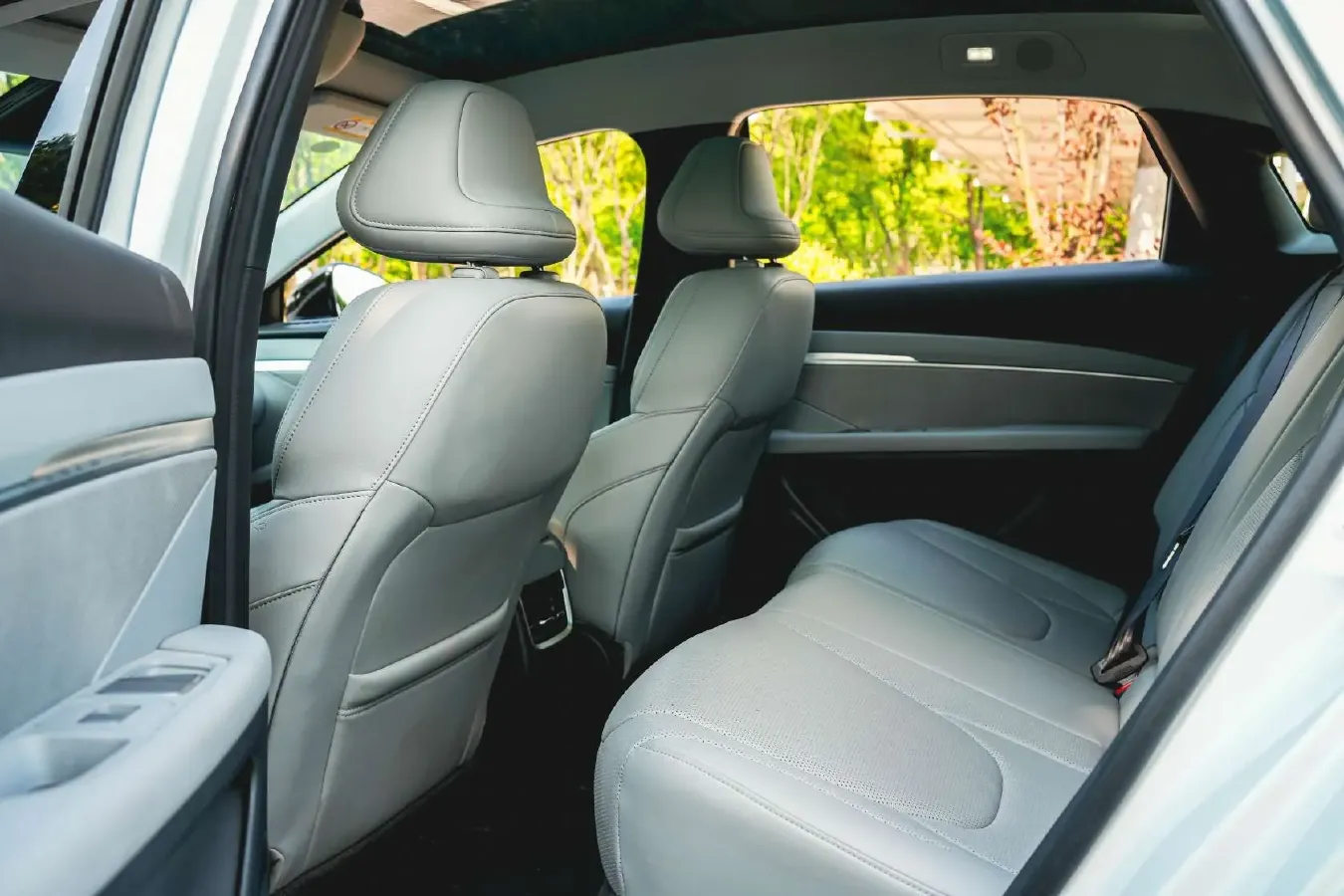 2025 Xpeng MONA M03 BEV,autocango,china used car exporter,china ev exporter,chinese used car exporter,chinese used ev exporter