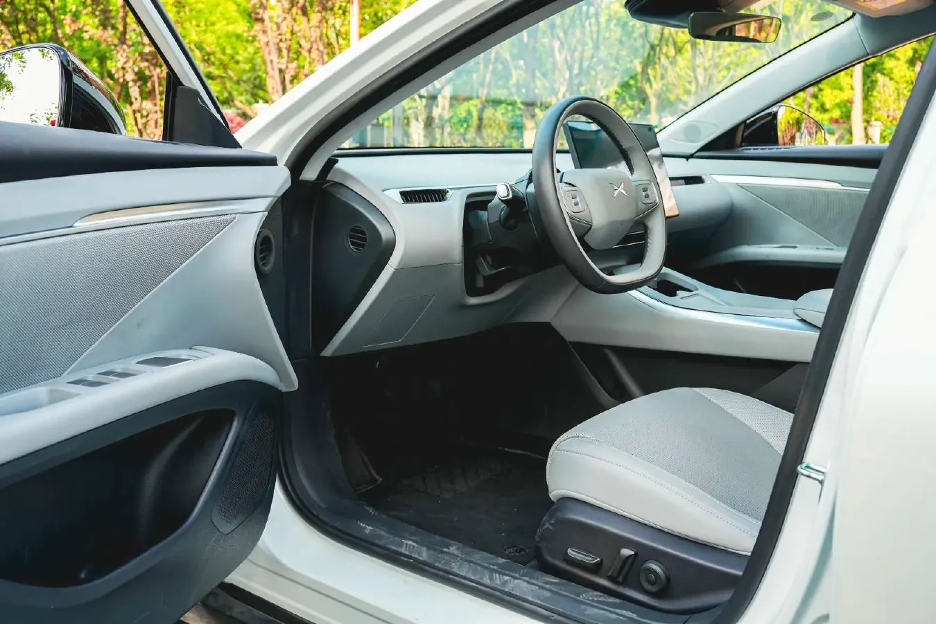 2025 Xpeng MONA M03 BEV,autocango,china used car exporter,china ev exporter,chinese used car exporter,chinese used ev exporter