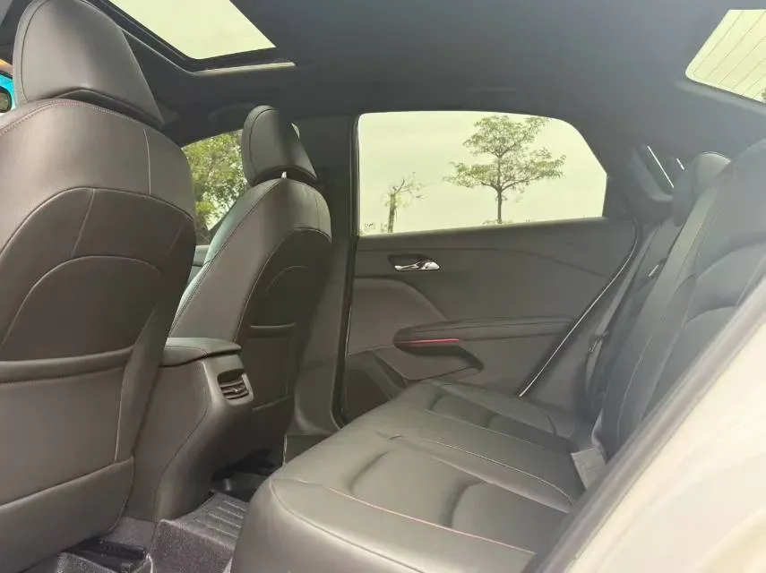 2019 Chevrolet Monza 1.3T 163HP L3 6AT,autocango,china used car exporter,china ev exporter,chinese used car exporter,chinese used ev exporter