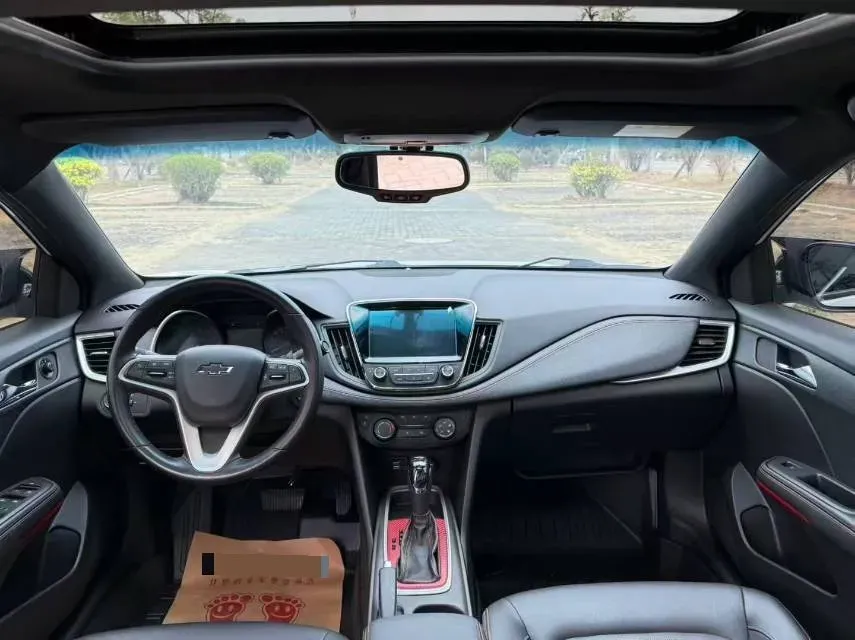 2019 Chevrolet Monza 1.3T 163HP L3 6AT,autocango,china used car exporter,china ev exporter,chinese used car exporter,chinese used ev exporter