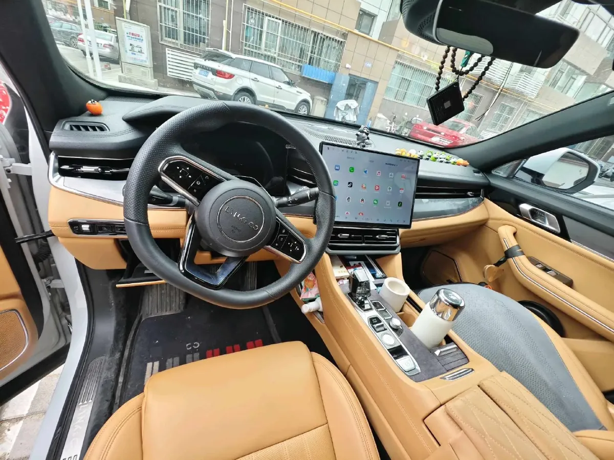 2024 LYNK&CO 09 EM-P 2.0T 254HP L4 3DHT PHEV 40.1KWH,autocango,china used car exporter,china ev exporter,chinese used car exporter,chinese used ev exporter