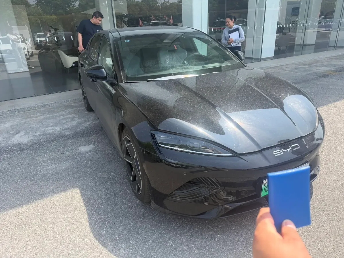 2022 AITO AITO M5 Range Extended 125HP REEV 40KWH,autocango,china used car exporter,china ev exporter,chinese used car exporter,chinese used ev exporter