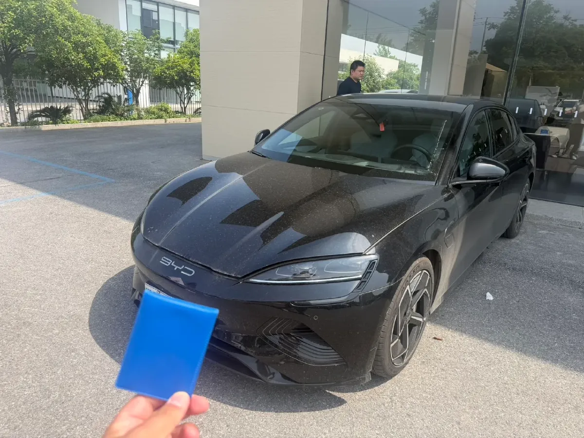 2022 AITO AITO M5 Range Extended 125HP REEV 40KWH,autocango,china used car exporter,china ev exporter,chinese used car exporter,chinese used ev exporter