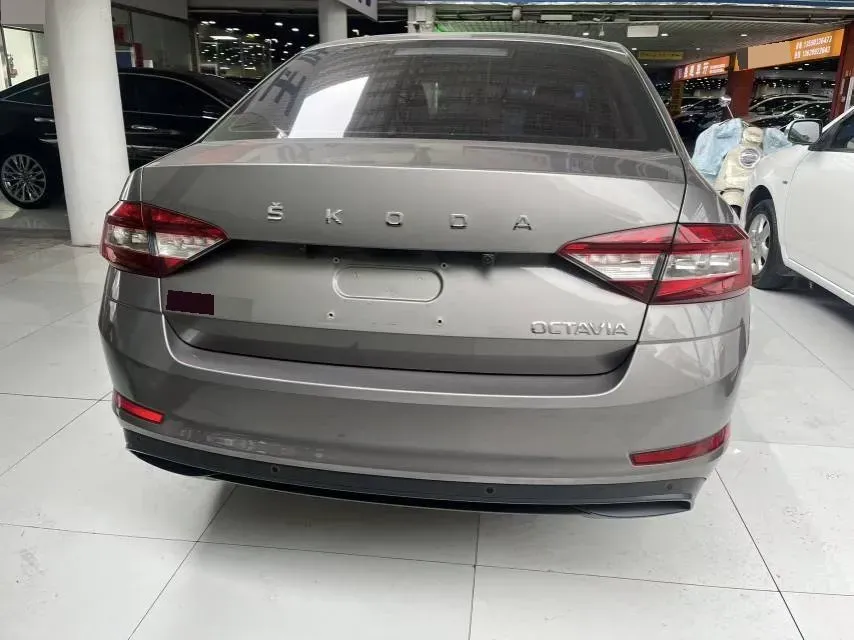 2020 Skoda Octavia 1.5L 113HP L4 6AT,autocango,china used car exporter,china ev exporter,chinese used car exporter,chinese used ev exporter