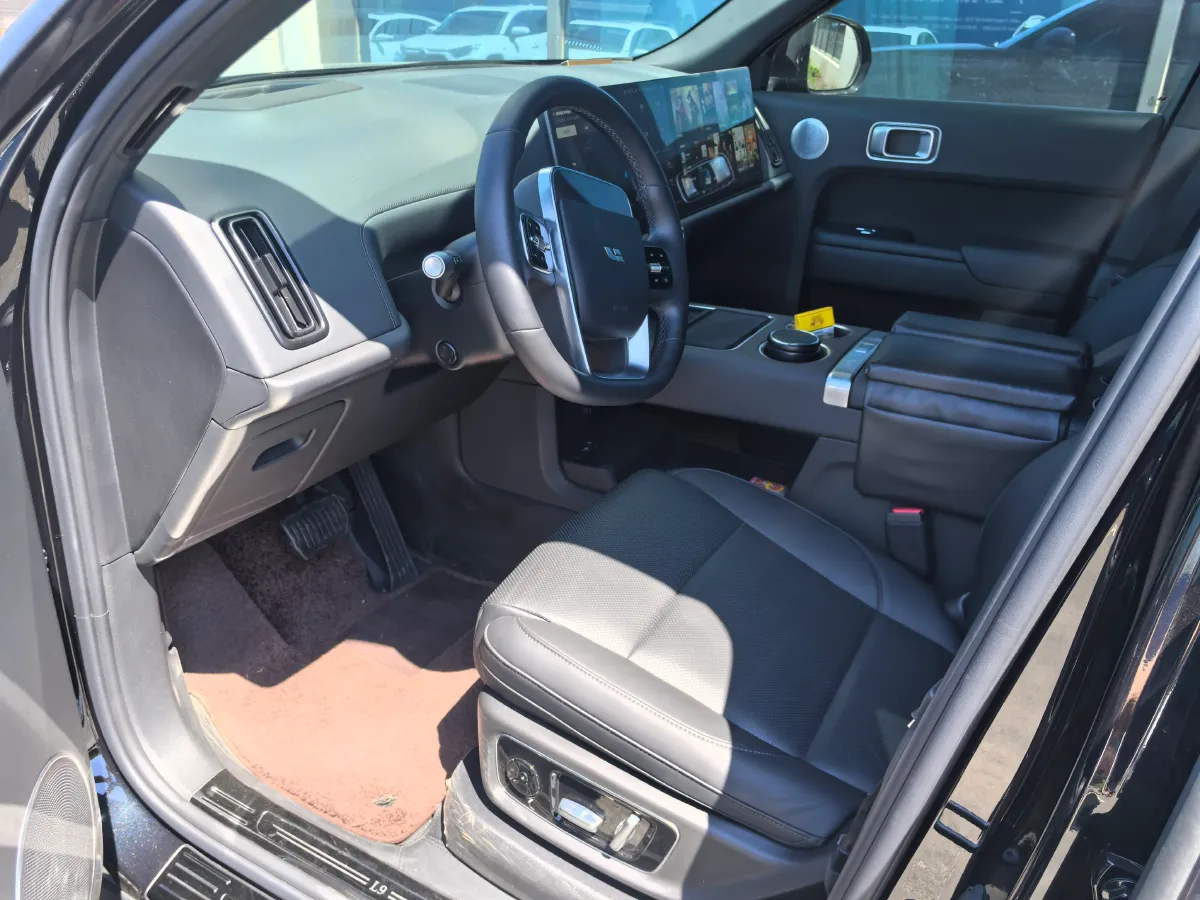 2024 Li L9 Range Extended 154HP REEV 52.3KWH,autocango,china used car exporter,china ev exporter,chinese used car exporter,chinese used ev exporter