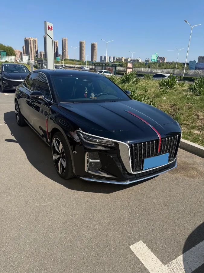 2023 HongQi H5 1.5T 169HP L4 E-CVT Hybrid,autocango,china used car exporter,china ev exporter,chinese used car exporter,chinese used ev exporter