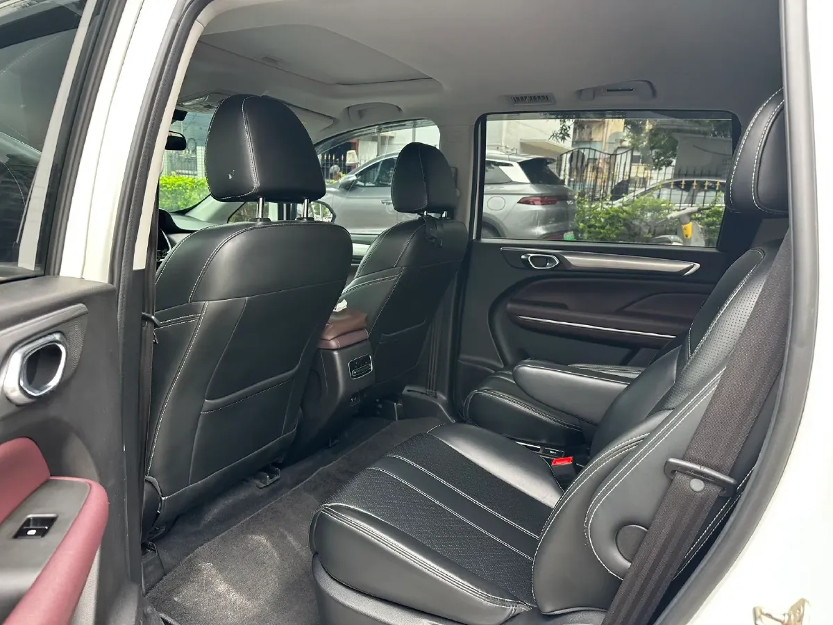 2021 GAC Trumpchi M6 1.5T 169HP L4 7DCT,autocango,china used car exporter,china ev exporter,chinese used car exporter,chinese used ev exporter