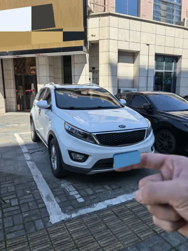 2016 Kia Sportage R 2.0L 165HP L4 6AT,autocango,china used car exporter,china ev exporter,chinese used car exporter,chinese used ev exporter