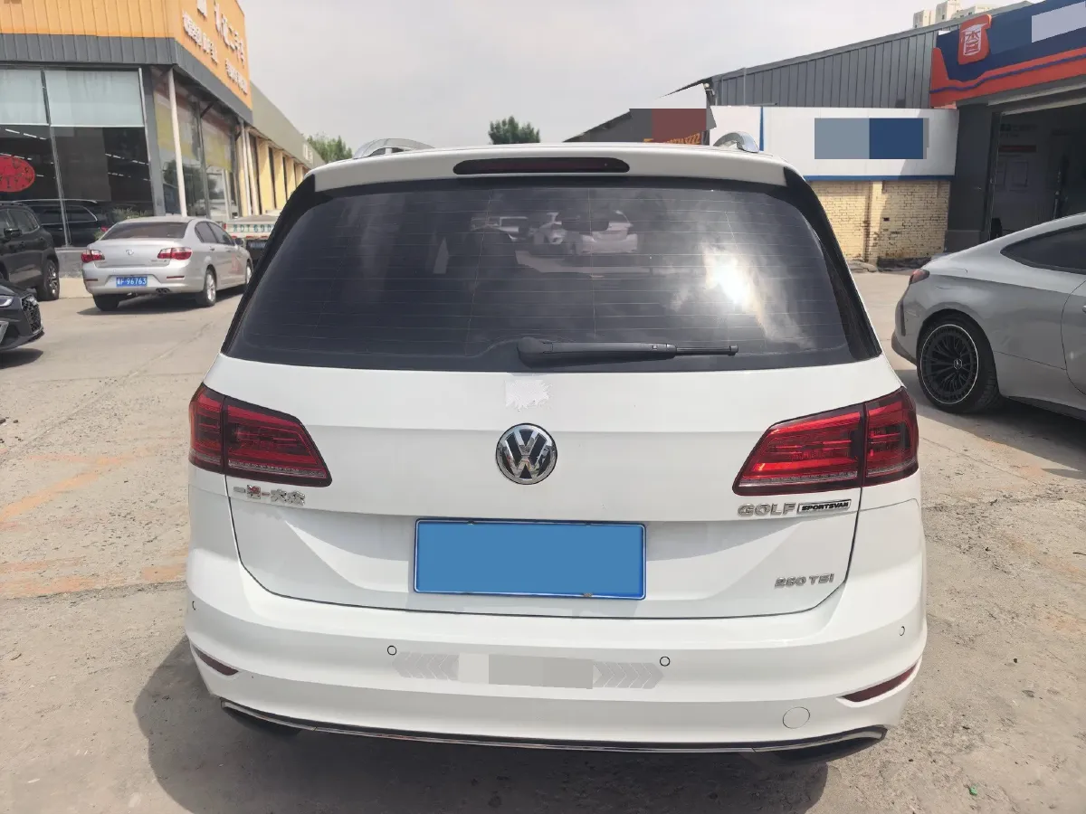 2019 Volkswagen Golf Sportsvan 1.4T 150HP L4 7DCT,autocango,china used car exporter,china ev exporter,chinese used car exporter,chinese used ev exporter