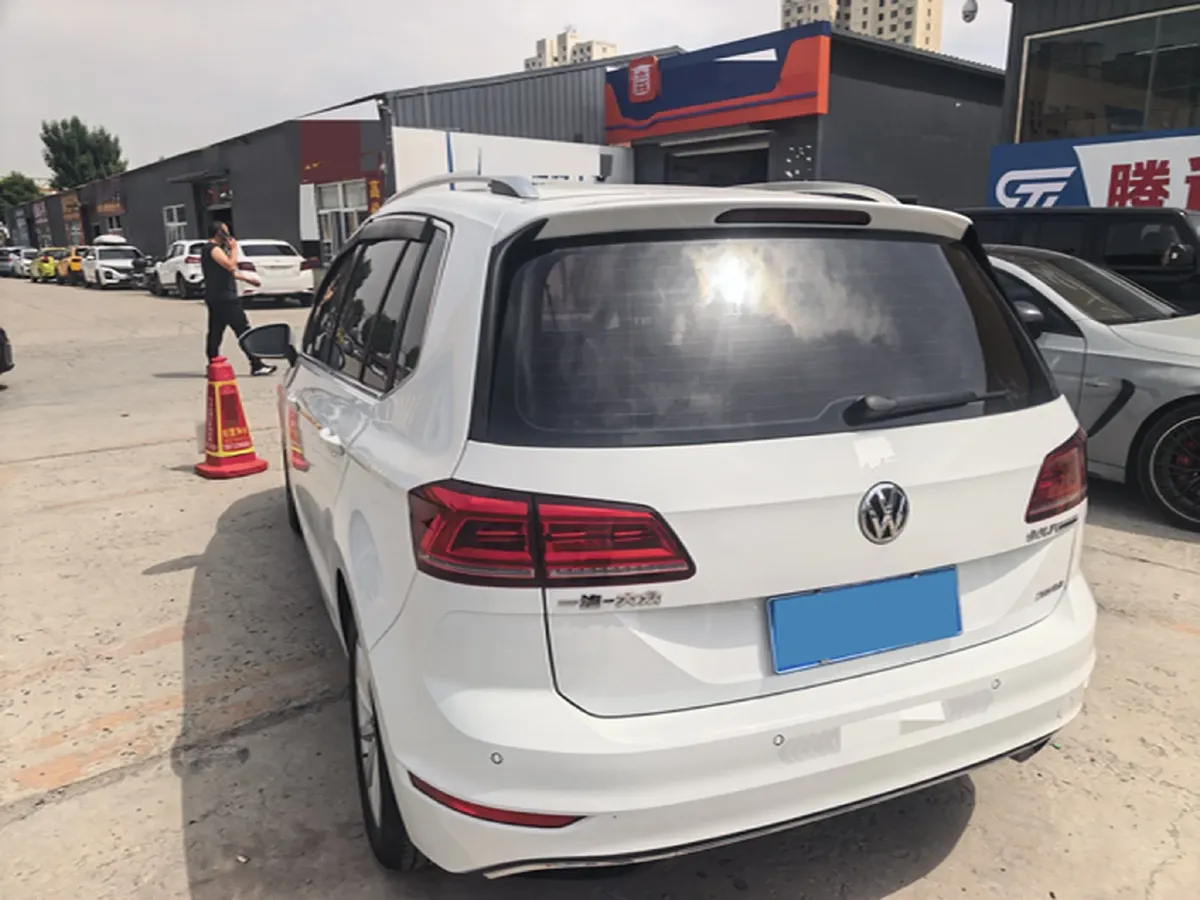 2019 Volkswagen Golf Sportsvan 1.4T 150HP L4 7DCT,autocango,china used car exporter,china ev exporter,chinese used car exporter,chinese used ev exporter