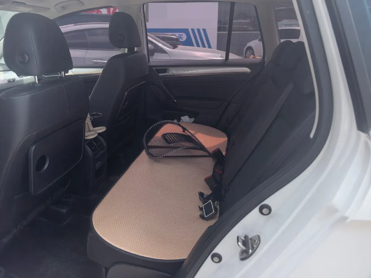 2019 Volkswagen Golf Sportsvan 1.4T 150HP L4 7DCT,autocango,china used car exporter,china ev exporter,chinese used car exporter,chinese used ev exporter