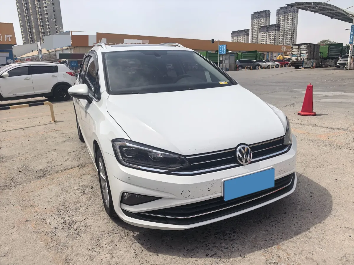 2019 Volkswagen Golf Sportsvan 1.4T 150HP L4 7DCT,autocango,china used car exporter,china ev exporter,chinese used car exporter,chinese used ev exporter