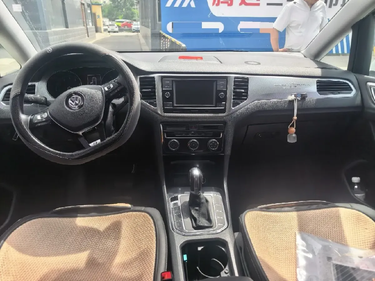 2019 Volkswagen Golf Sportsvan 1.4T 150HP L4 7DCT,autocango,china used car exporter,china ev exporter,chinese used car exporter,chinese used ev exporter