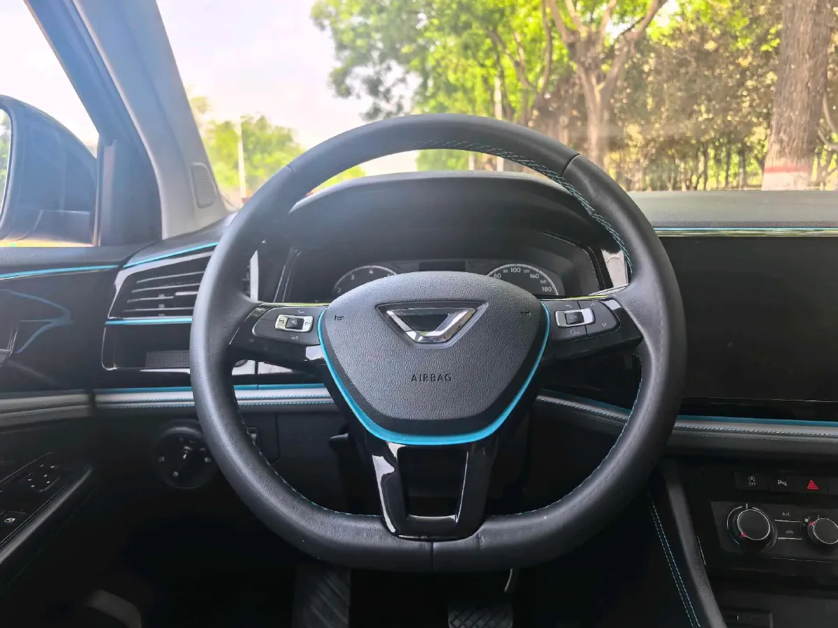 2023 Jetta VS5 1.4T 150HP L4 6AT,autocango,china used car exporter,china ev exporter,chinese used car exporter,chinese used ev exporter