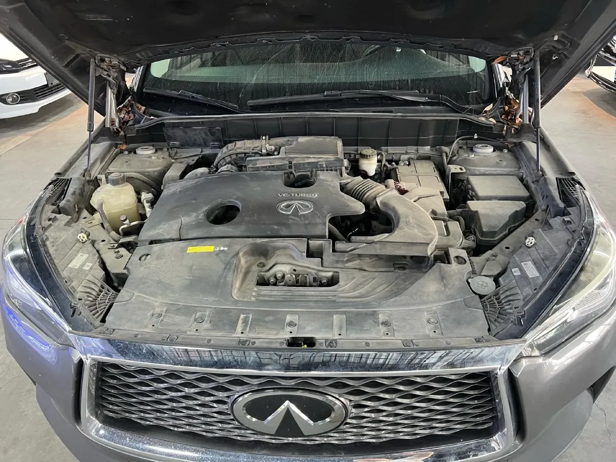 2020 Infiniti QX50 2.0T 272HP L4 CVT,autocango,china used car exporter,china ev exporter,chinese used car exporter,chinese used ev exporter