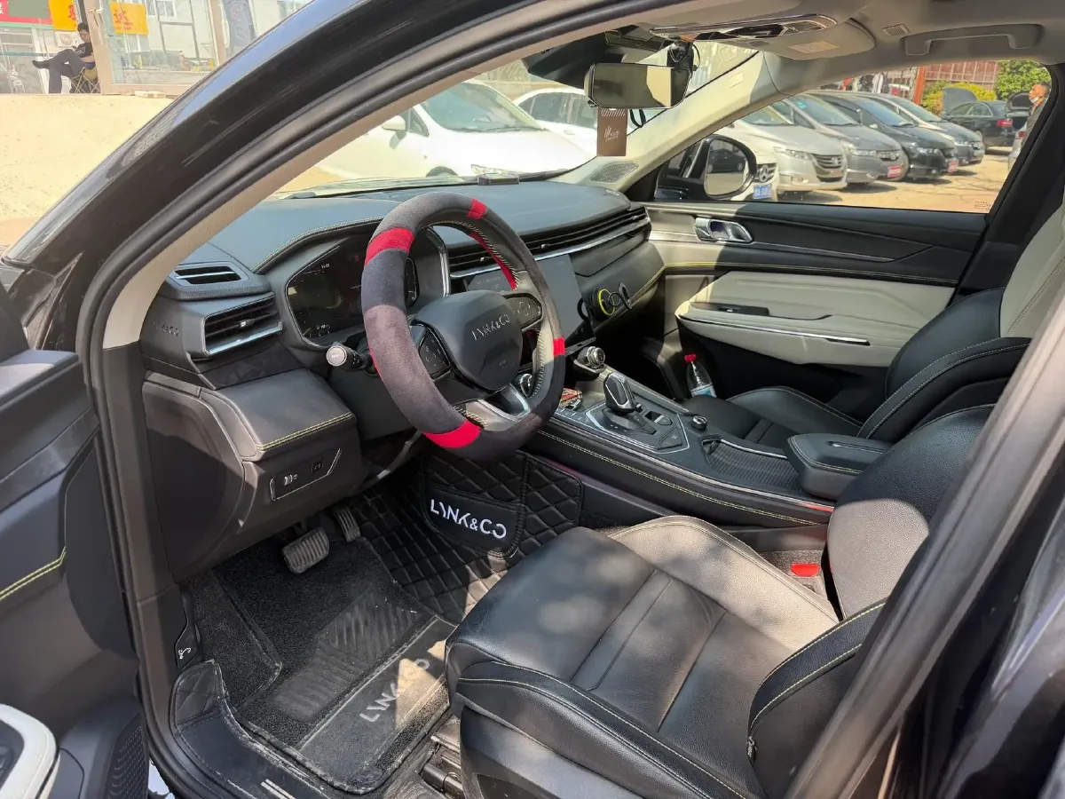 2020 LYNK&CO 05 2.0T 254HP L4 8AT,autocango,china used car exporter,china ev exporter,chinese used car exporter,chinese used ev exporter