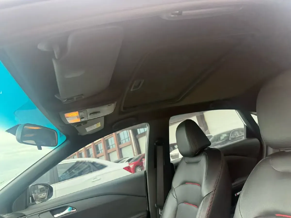 2020 Chevrolet Monza 1.3T 163HP L3 6AT,autocango,china used car exporter,china ev exporter,chinese used car exporter,chinese used ev exporter