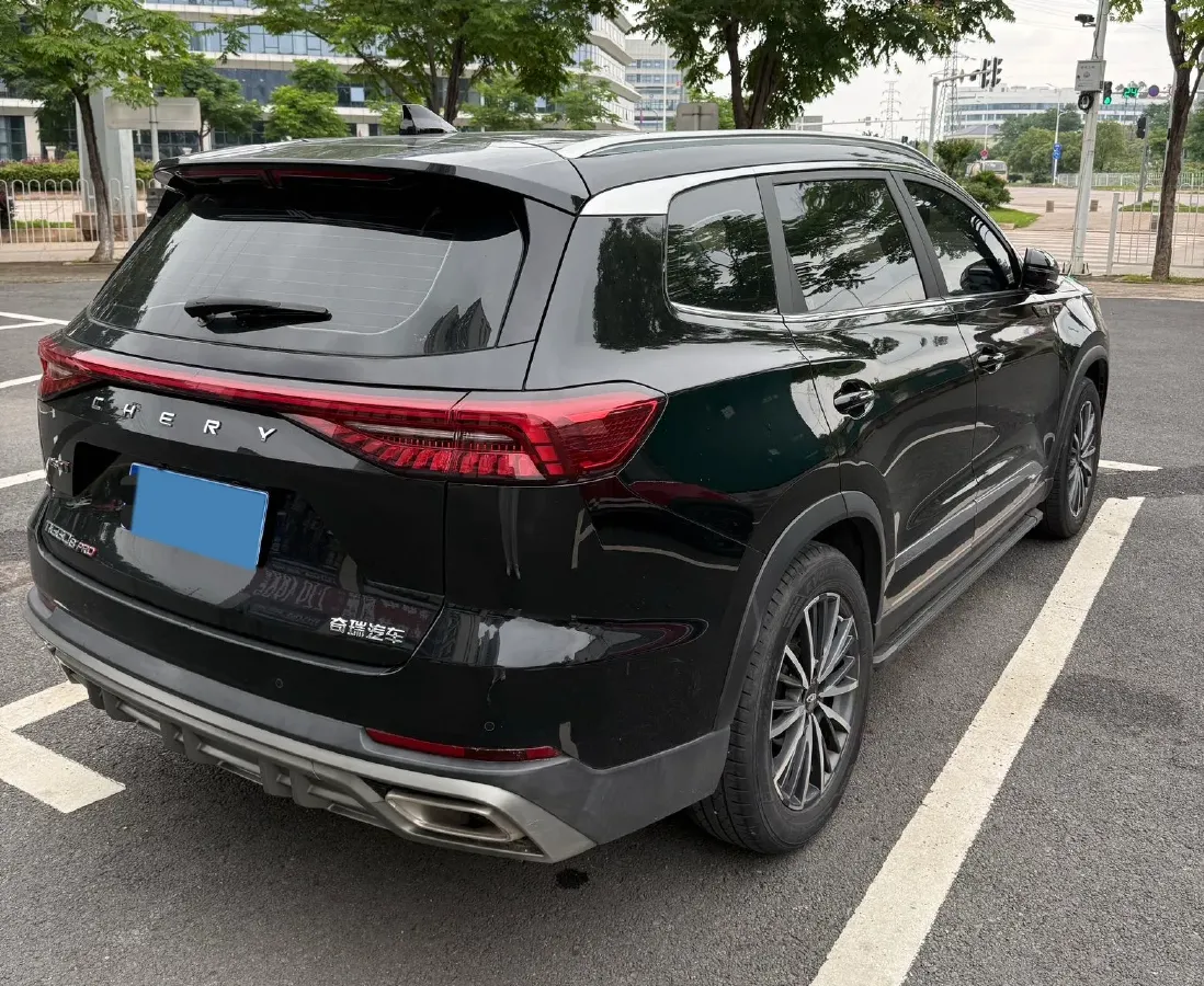 2022 Chery Tiggo 8 PRO 1.6T 197HP L4 7DCT,autocango,china used car exporter,china ev exporter,chinese used car exporter,chinese used ev exporter