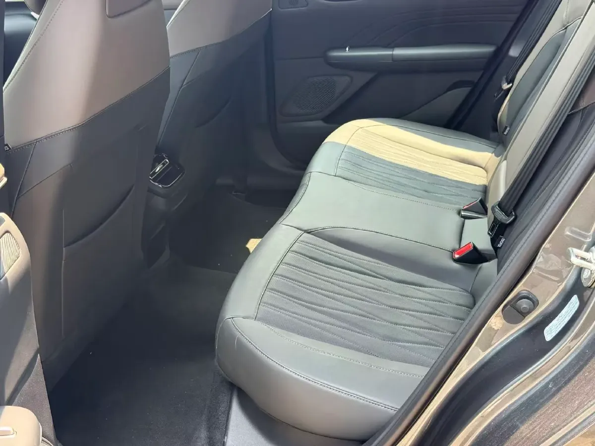 2026 ChangAn Eado 1.5T 192HP L4 7DCT,autocango,china used car exporter,china ev exporter,chinese used car exporter,chinese used ev exporter