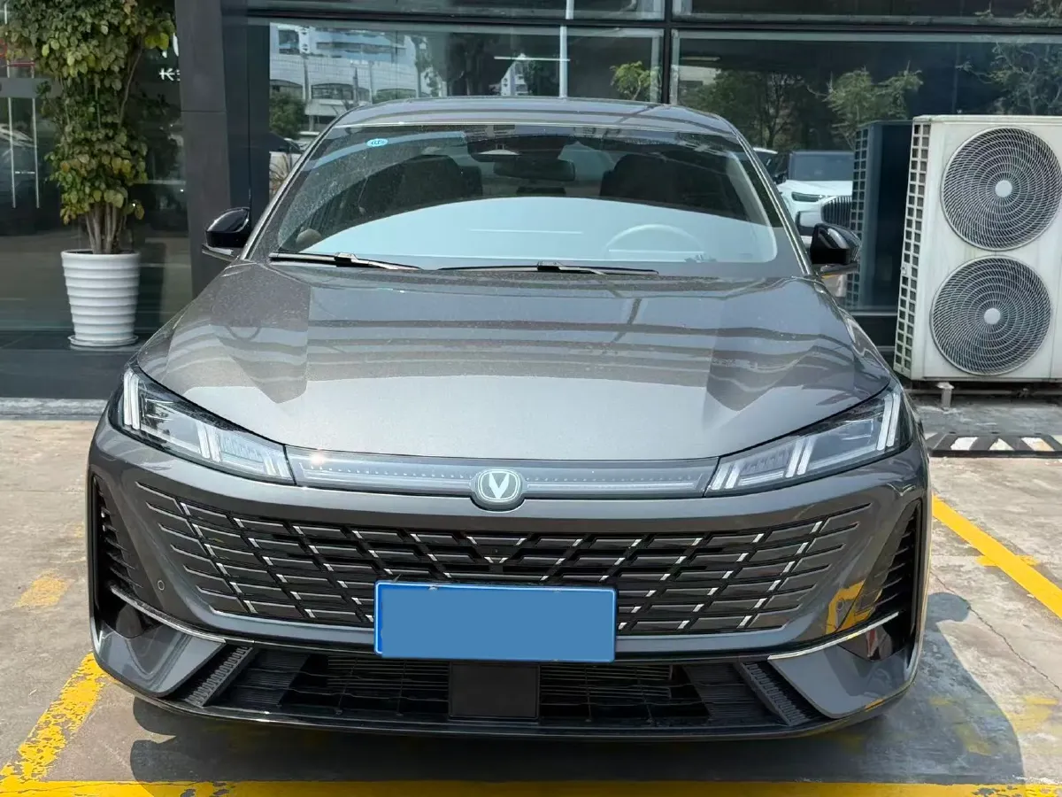 2026 ChangAn Eado 1.5T 192HP L4 7DCT,autocango,china used car exporter,china ev exporter,chinese used car exporter,chinese used ev exporter