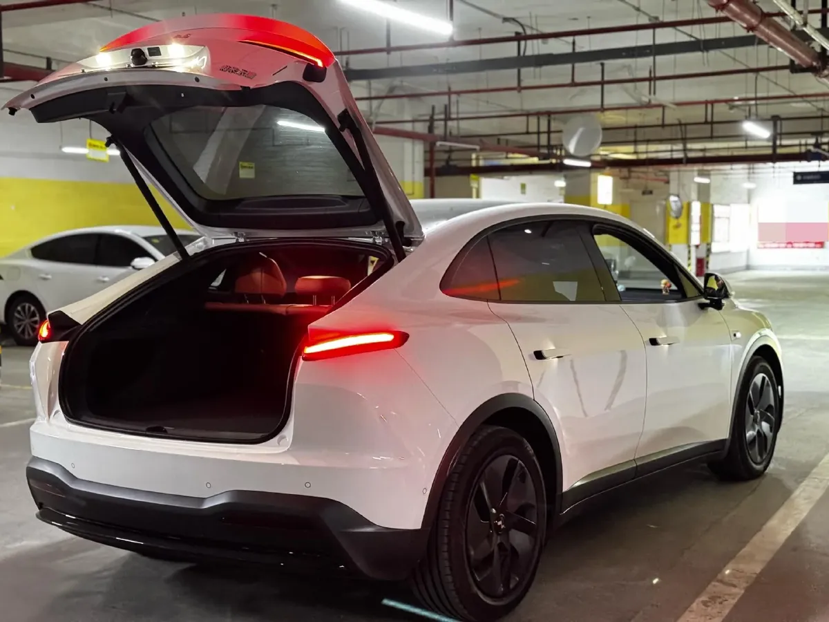 2024 ONVO L60 BEV 60KWH,autocango,china used car exporter,china ev exporter,chinese used car exporter,chinese used ev exporter