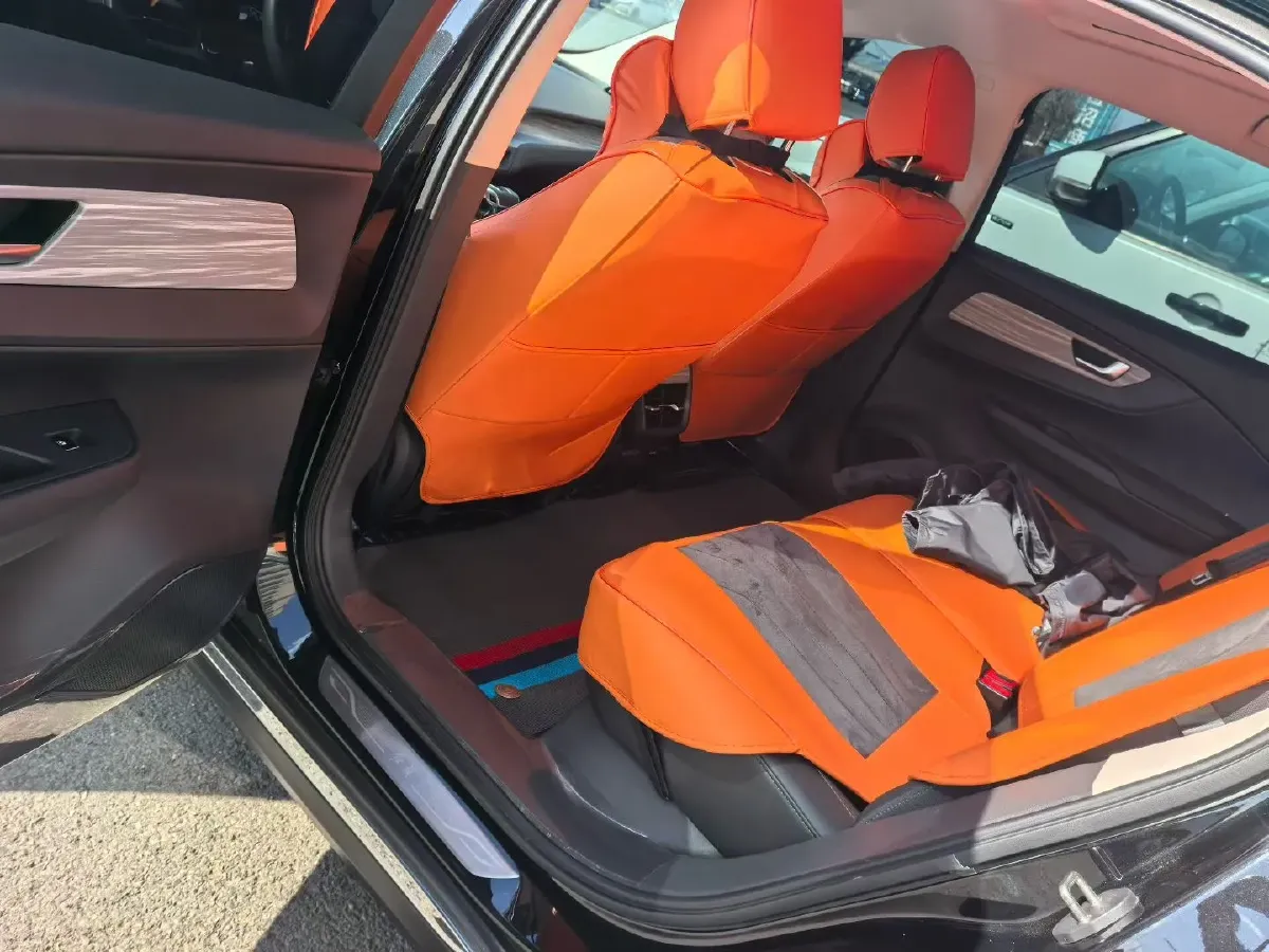 2023 HongQi E-QM5 BEV 82KWH,autocango,china used car exporter,china ev exporter,chinese used car exporter,chinese used ev exporter