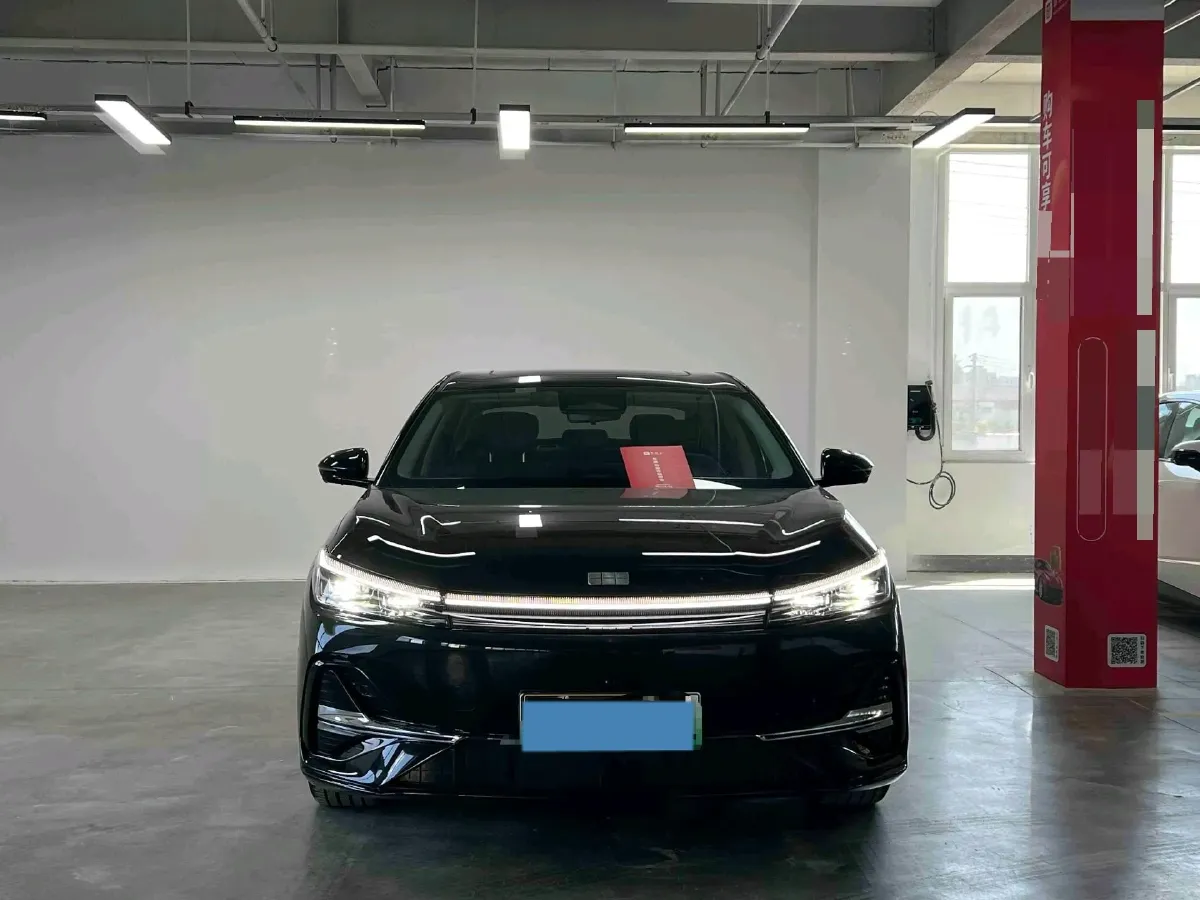 2025 Geely Galaxy A7 1.5L 112HP L4 1DHT PHEV,autocango,china used car exporter,china ev exporter,chinese used car exporter,chinese used ev exporter