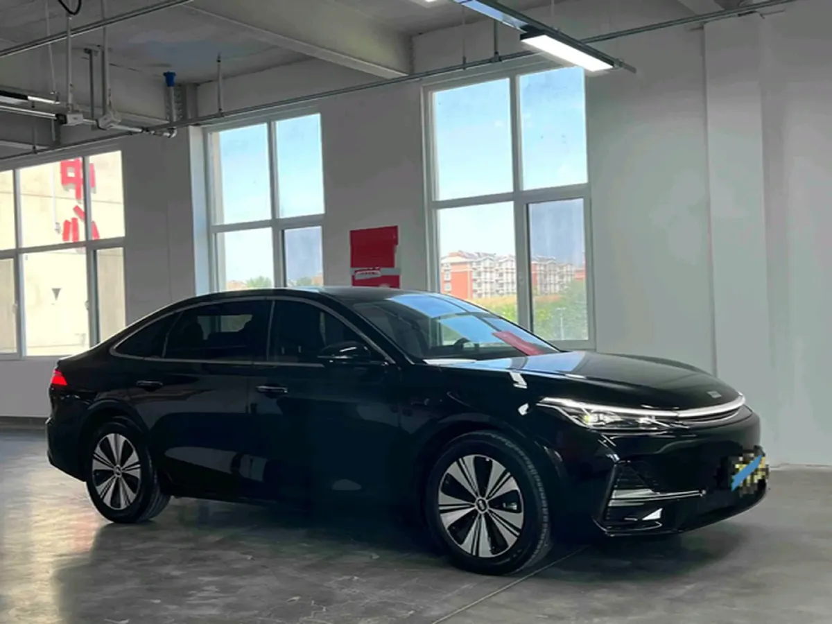 2025 Geely Galaxy A7 1.5L 112HP L4 1DHT PHEV,autocango,china used car exporter,china ev exporter,chinese used car exporter,chinese used ev exporter