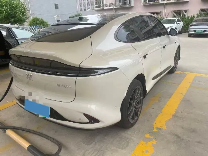 2023 IM LS6 BEV 71KWH,autocango,china used car exporter,china ev exporter,chinese used car exporter,chinese used ev exporter
