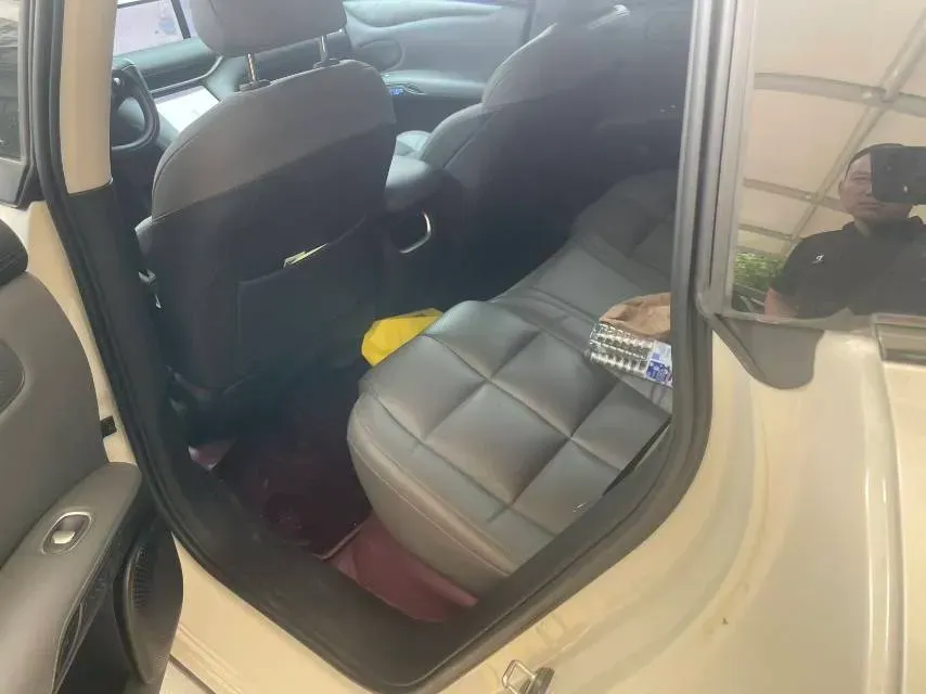 2023 IM LS6 BEV 71KWH,autocango,china used car exporter,china ev exporter,chinese used car exporter,chinese used ev exporter
