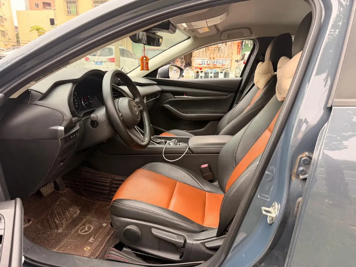 2022 Mazda 3 Axela 2.0L 158HP L4 6AT,autocango,china used car exporter,china ev exporter,chinese used car exporter,chinese used ev exporter