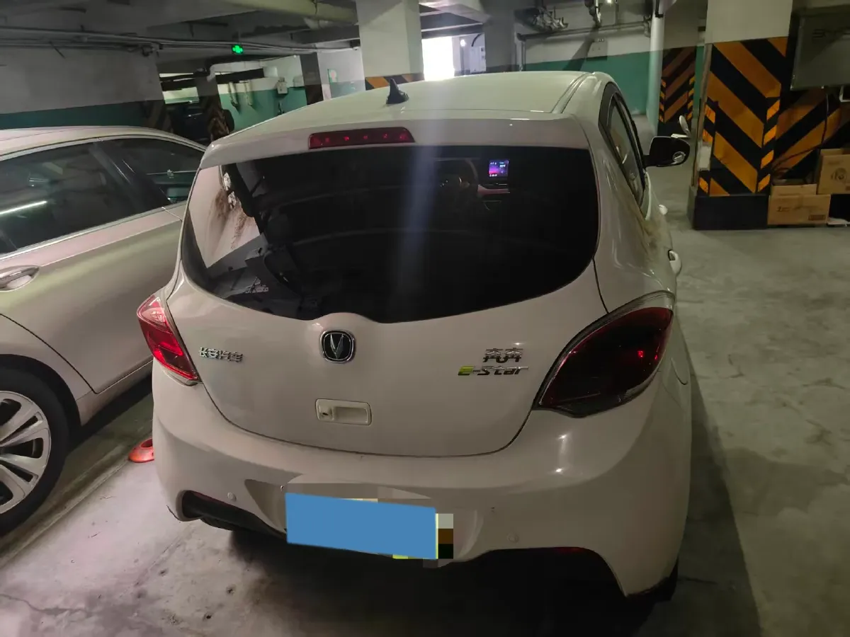 2022 ChangAn BenBen E-Star BEV 31.95KWH,autocango,china used car exporter,china ev exporter,chinese used car exporter,chinese used ev exporter