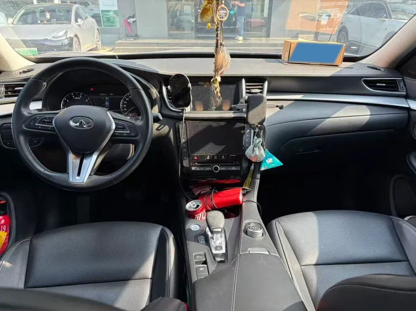 2018 Jeep Grand Commander 2.0T 265HP L4 9AT,autocango,china used car exporter,china ev exporter,chinese used car exporter,chinese used ev exporter
