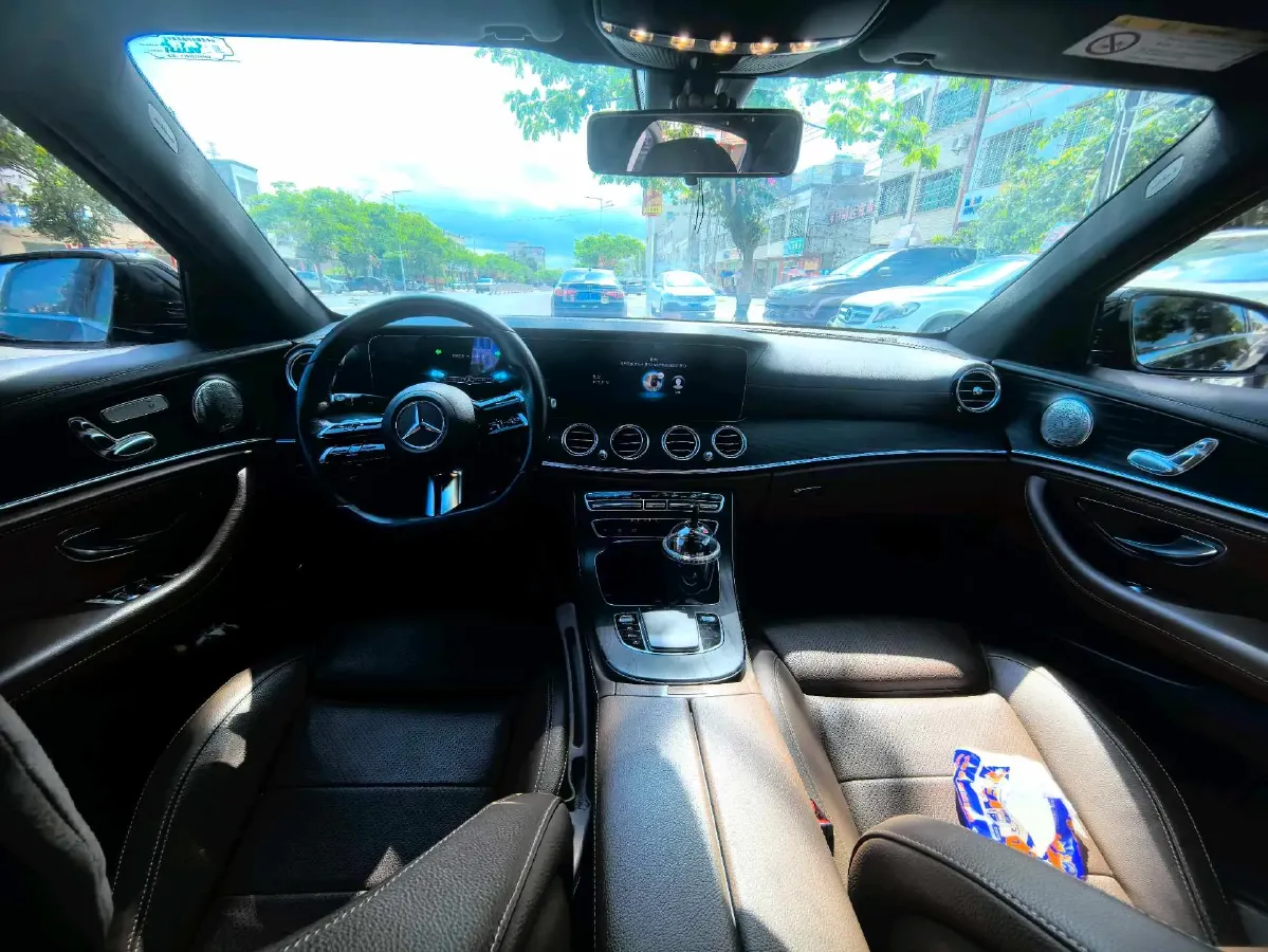 2021 Mercedes-Benz E Class 2.0T 197HP L4 9AT,autocango,china used car exporter,china ev exporter,chinese used car exporter,chinese used ev exporter