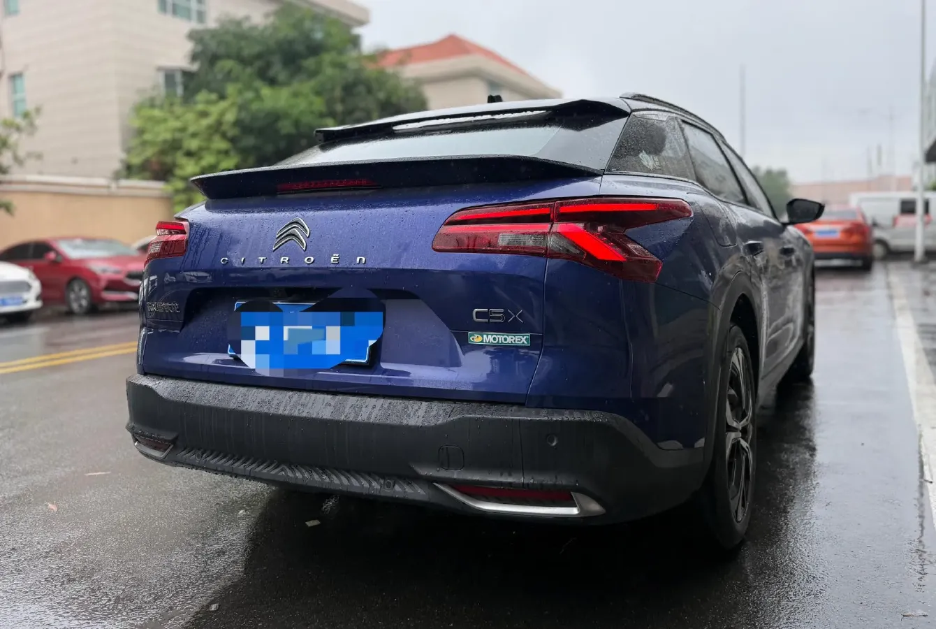 2021 Citroen C5 X 1.6T 175HP L4 8AT,autocango,china used car exporter,china ev exporter,chinese used car exporter,chinese used ev exporter