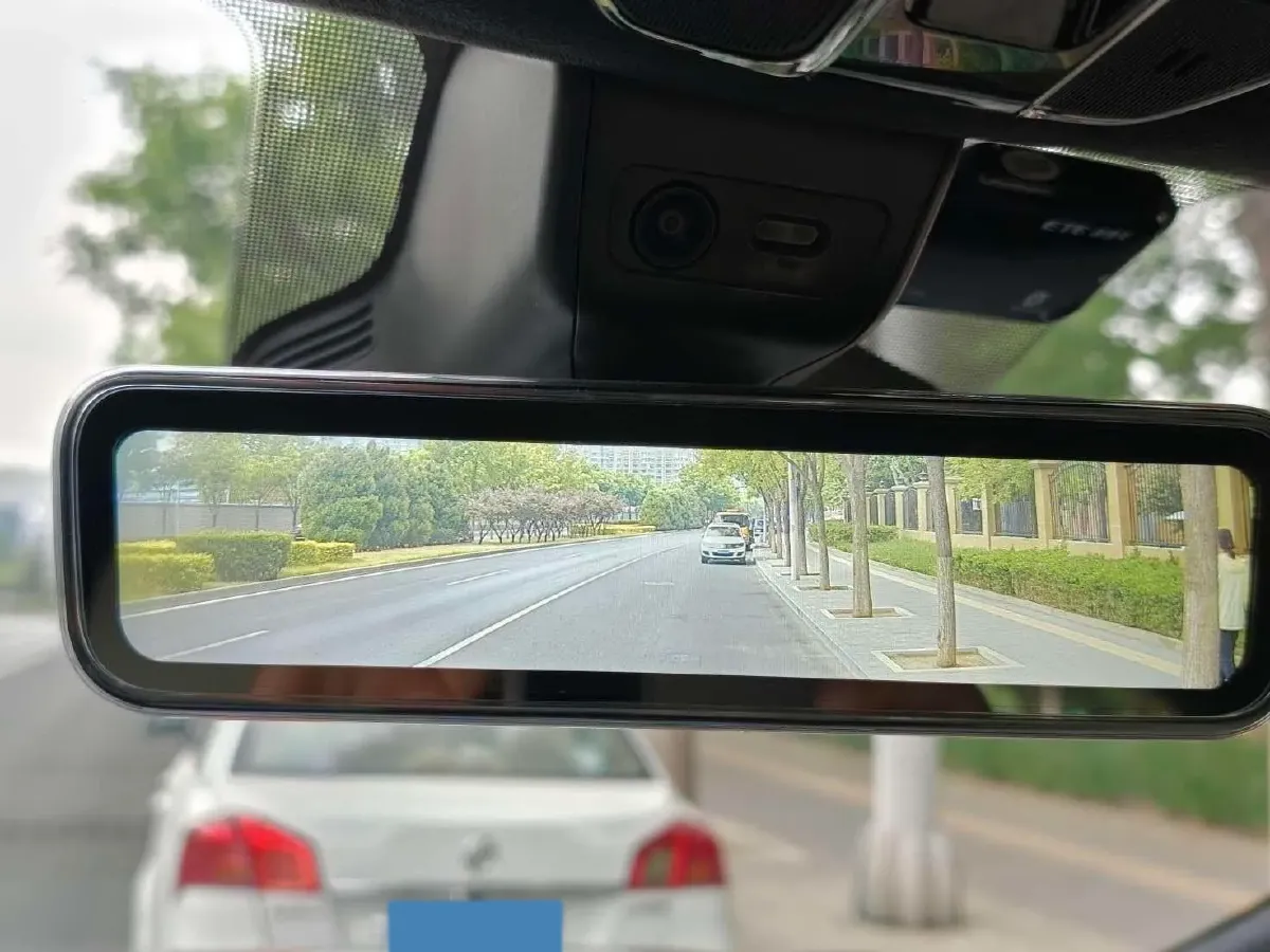 2023 GAC Trumpchi M8 2.0T 190HP L4 E-CVT Hybrid,autocango,china used car exporter,china ev exporter,chinese used car exporter,chinese used ev exporter