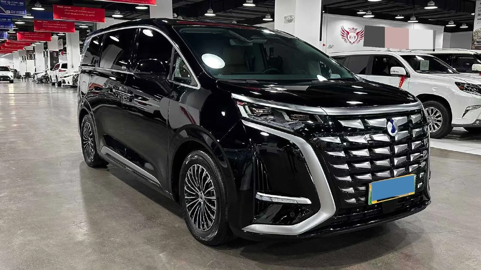 2024 Denza D9 1.5T 139HP L4 E-CVT PHEV 40KWH,autocango,china used car exporter,china ev exporter,chinese used car exporter,chinese used ev exporter