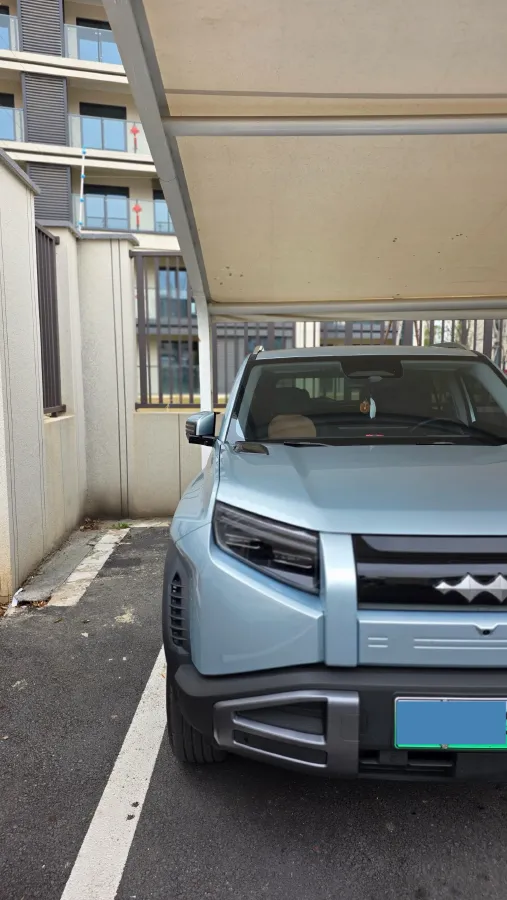 2025 FangChengBao Tai 3 BEV,autocango,china used car exporter,china ev exporter,chinese used car exporter,chinese used ev exporter