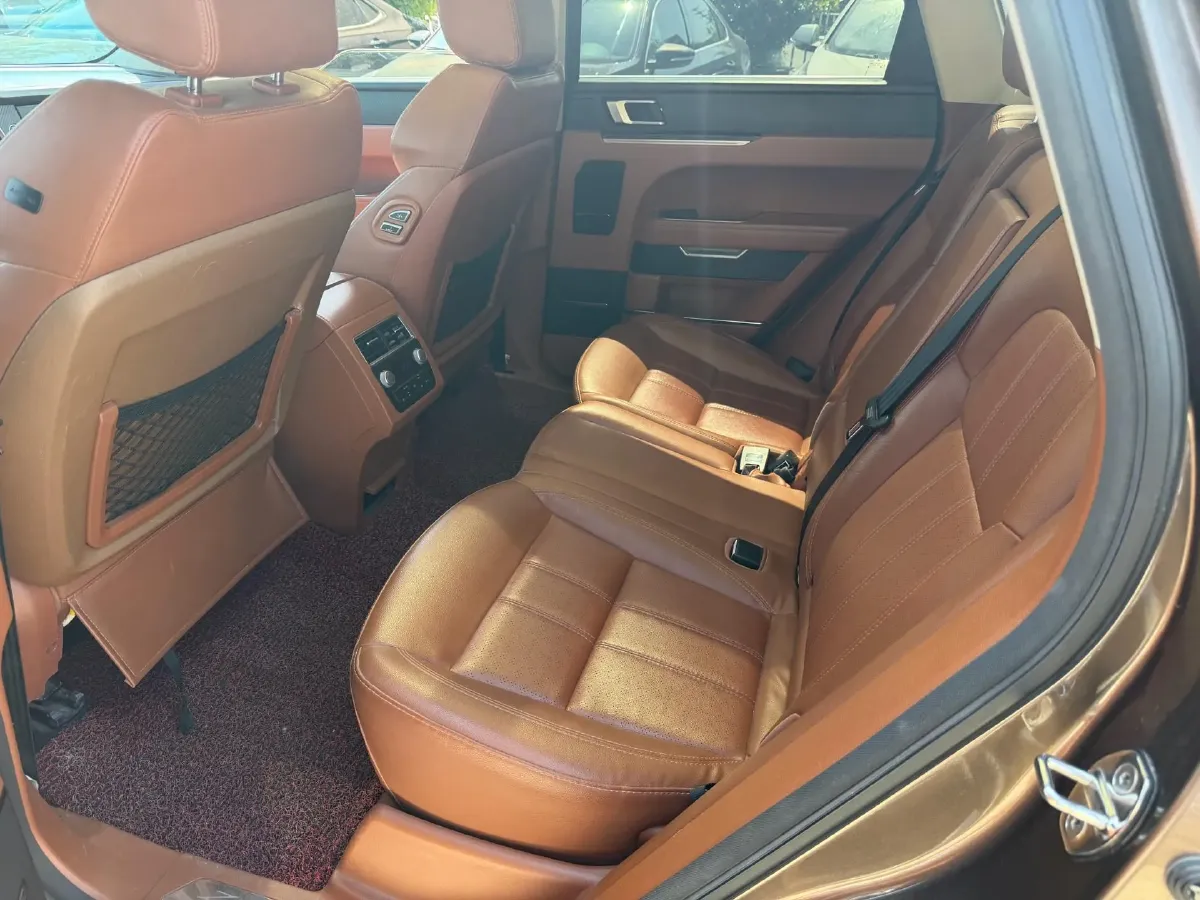 2017 Zotye T700 1.8T 177HP L4 6DCT,autocango,china used car exporter,china ev exporter,chinese used car exporter,chinese used ev exporter