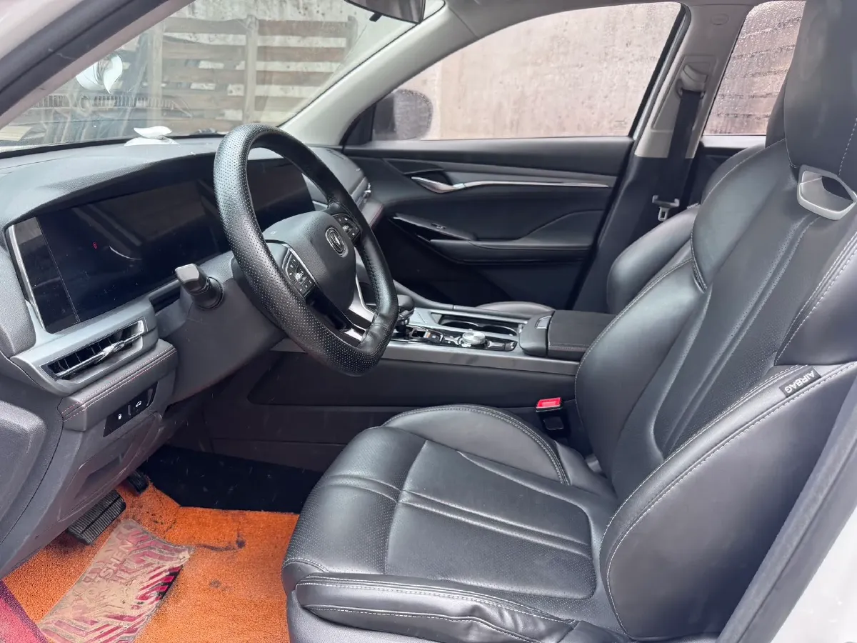2022 ChangAn CS75 Plus 1.5T 178HP L4 6AT,autocango,china used car exporter,china ev exporter,chinese used car exporter,chinese used ev exporter