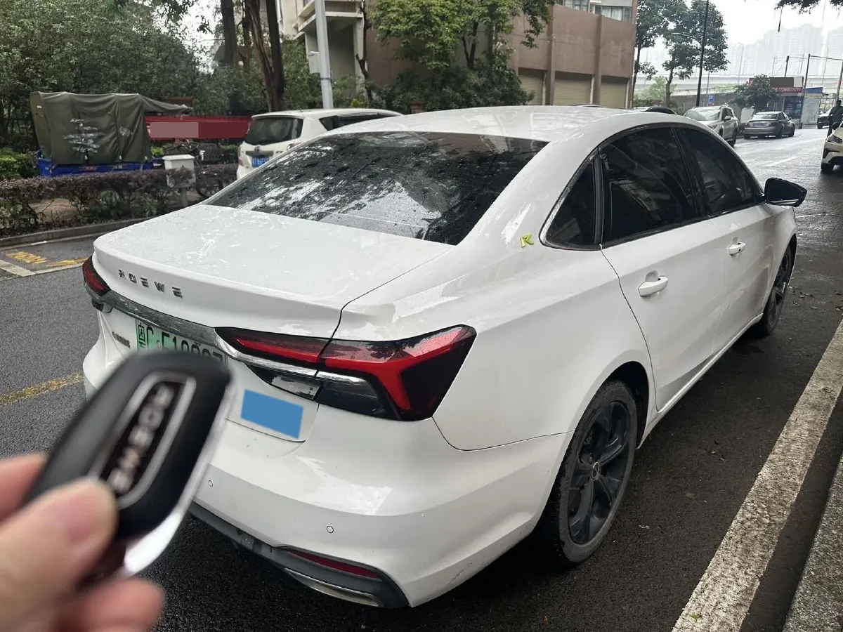 2020 Roewe i6 MAX 1.5T 169HP L4 AMT PHEV,autocango,china used car exporter,china ev exporter,chinese used car exporter,chinese used ev exporter