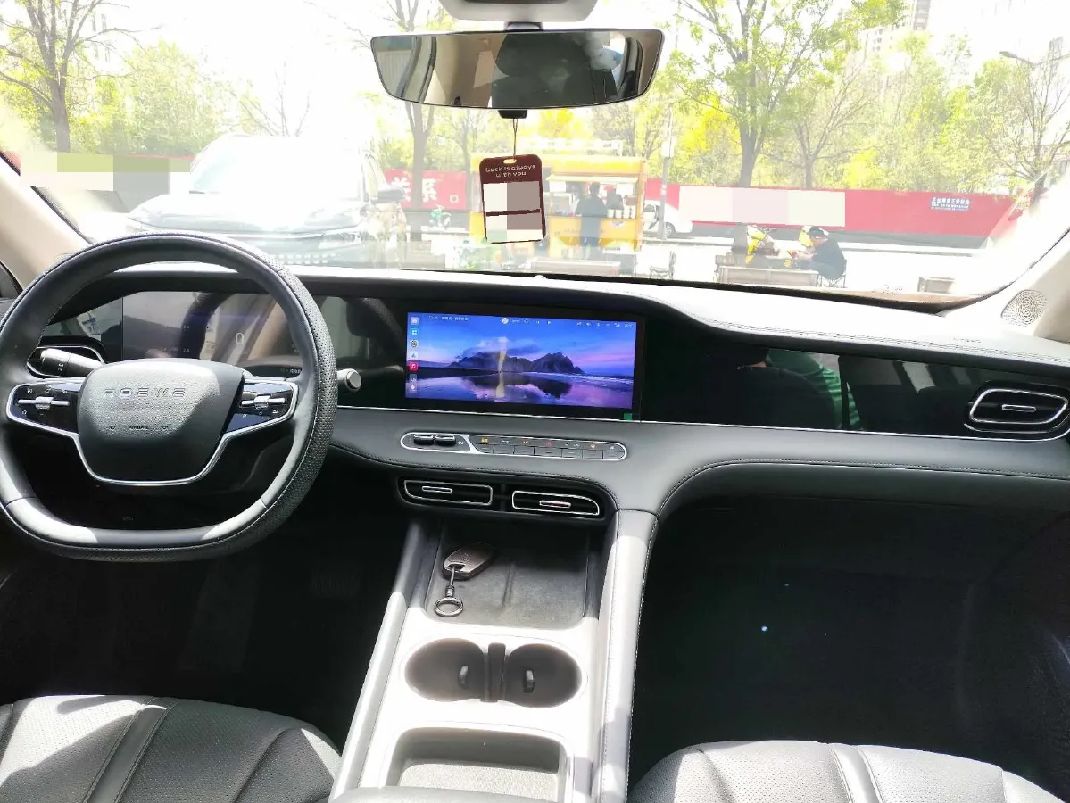 2025 Roewe D7 1.5L 112HP L4 1DHT PHEV 19.7KWH,autocango,china used car exporter,china ev exporter,chinese used car exporter,chinese used ev exporter