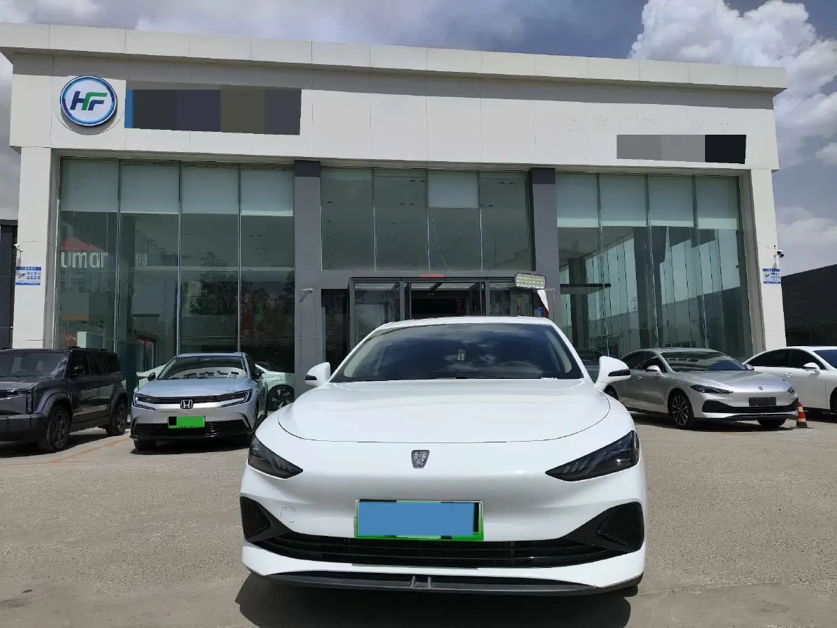 2025 Roewe D7 1.5L 112HP L4 1DHT PHEV 19.7KWH,autocango,china used car exporter,china ev exporter,chinese used car exporter,chinese used ev exporter