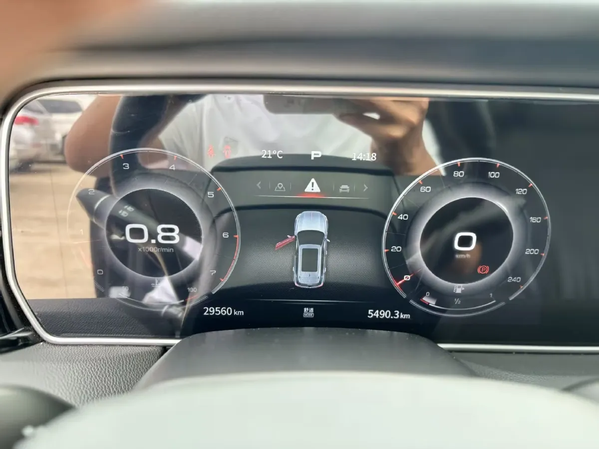 2022 HongQi HS5 2.0T 224HP L4 6AT,autocango,china used car exporter,china ev exporter,chinese used car exporter,chinese used ev exporter