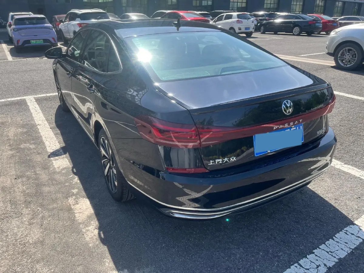 2022 Xpeng P7 BEV 60.2KWH,autocango,china used car exporter,china ev exporter,chinese used car exporter,chinese used ev exporter