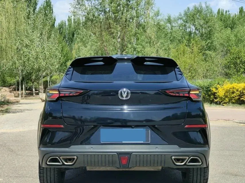2022 ChangAn UNI-T 1.5T 188HP L4 7DCT,autocango,china used car exporter,china ev exporter,chinese used car exporter,chinese used ev exporter
