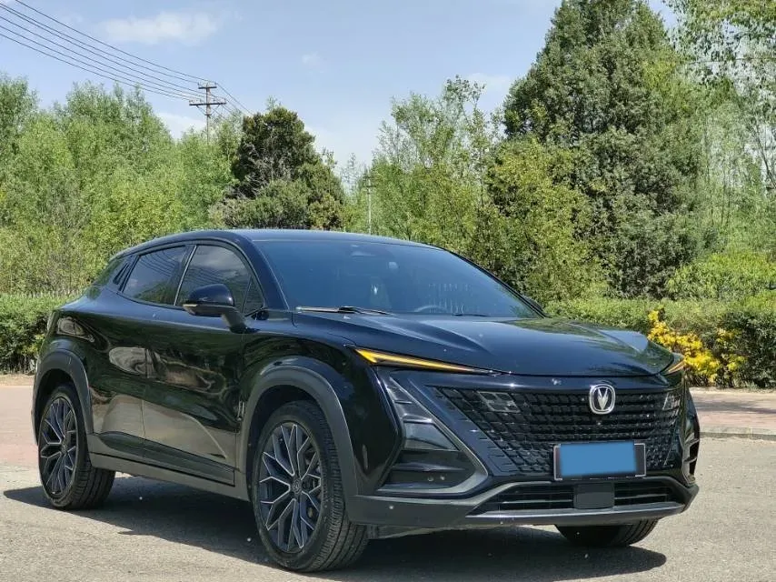 2022 ChangAn UNI-T 1.5T 188HP L4 7DCT,autocango,china used car exporter,china ev exporter,chinese used car exporter,chinese used ev exporter