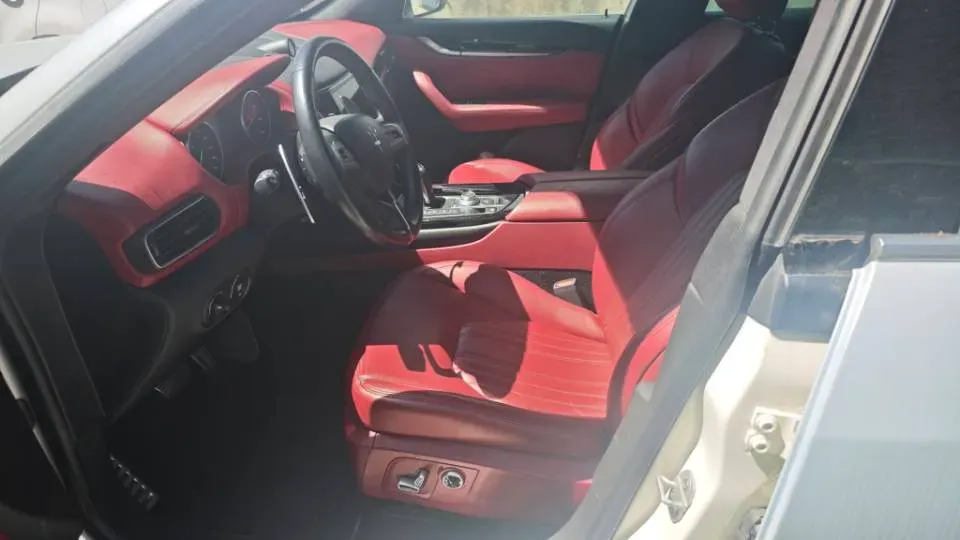 2021 Maserati Levante 3.0T 350HP V6 8AT,autocango,china used car exporter,china ev exporter,chinese used car exporter,chinese used ev exporter